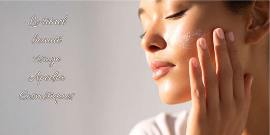 Routine visage naturelle pour peau sèche et sensible : les gestes essentiels matin et soir